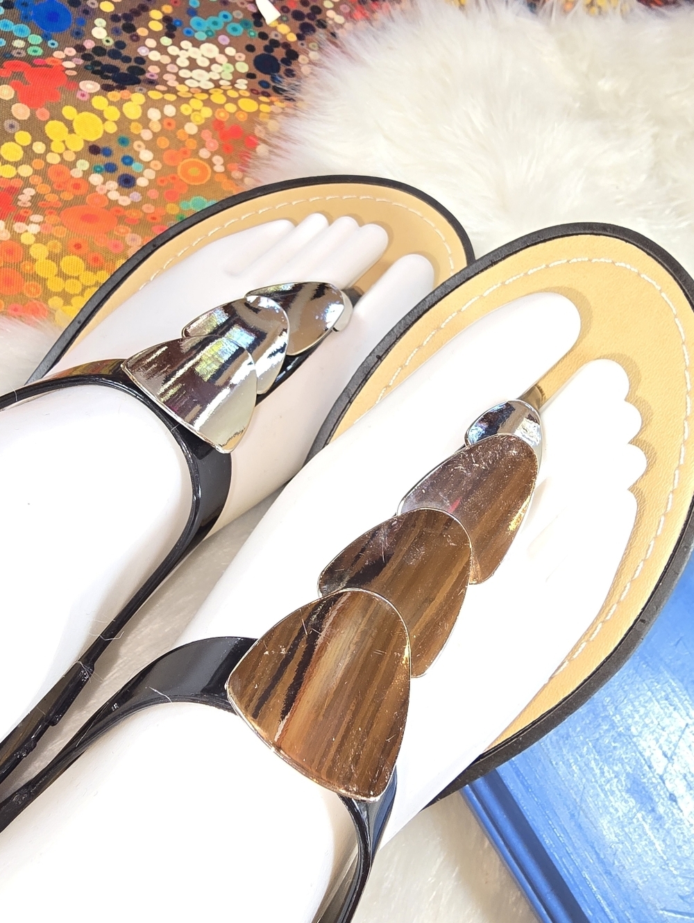 Chatties Womens Jelly/ Black Patent Thong Flip-Flop Sandals - Picture 3 of 9
